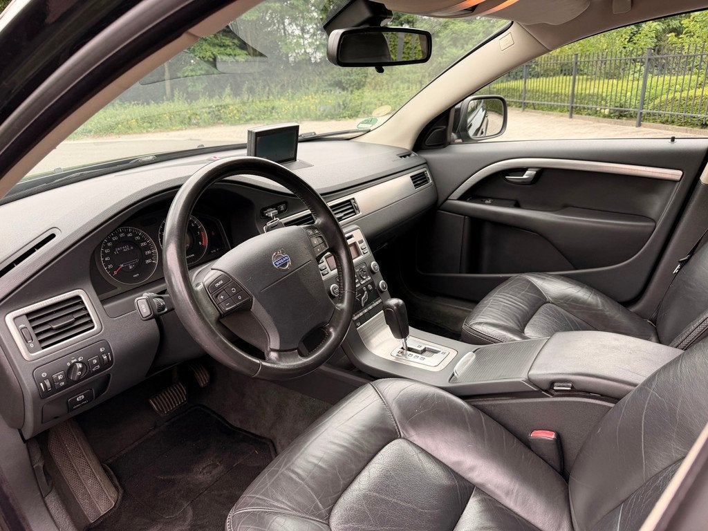 Volvo XC70 3.2 AWD KINETIC AUTOMAAT LEER NAVIGATIE TREKHAAK, Auto's, Volvo, Automaat, 238 pk, Zwart, XC70