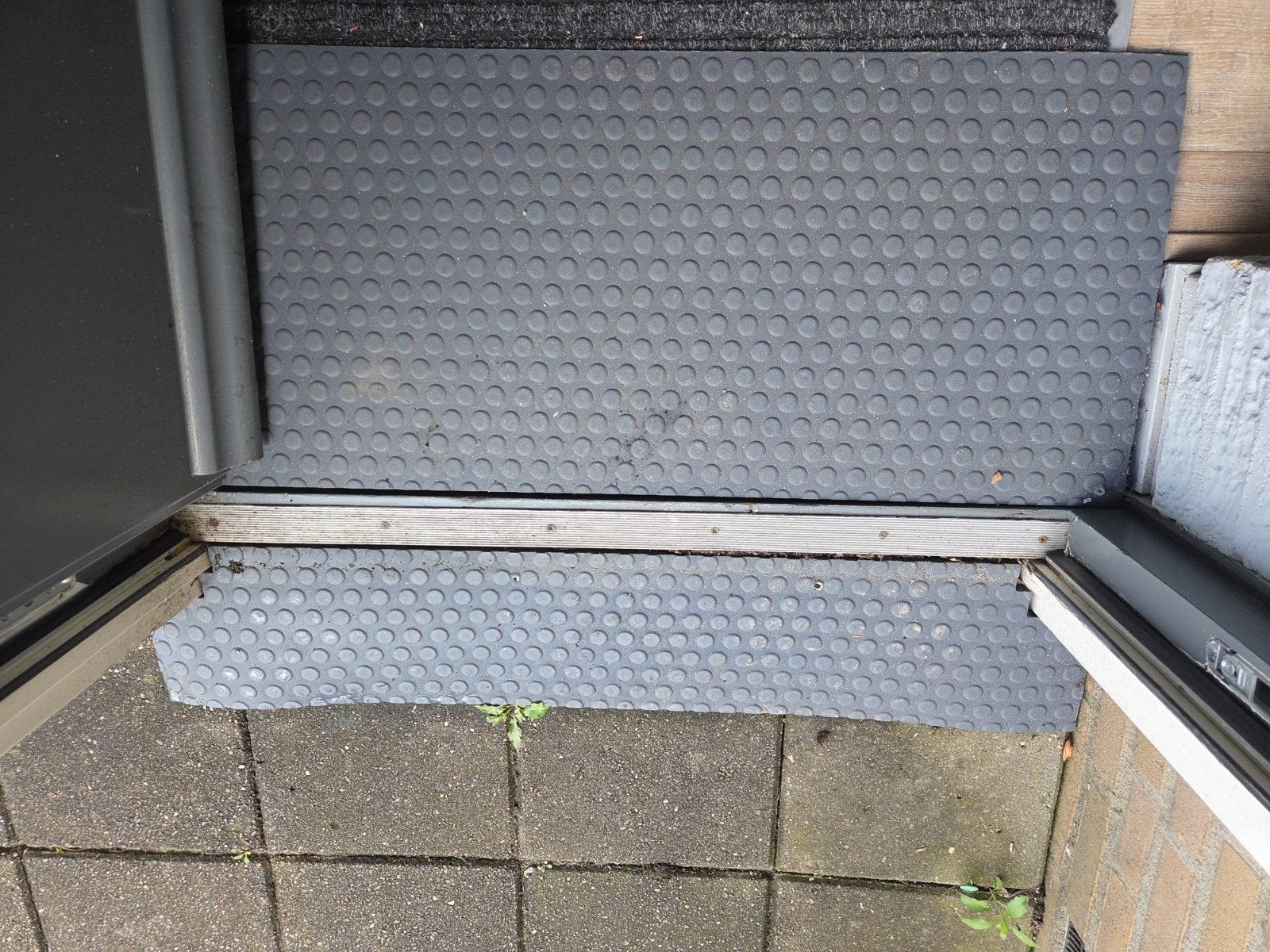 Oprijplaat, Ophalen