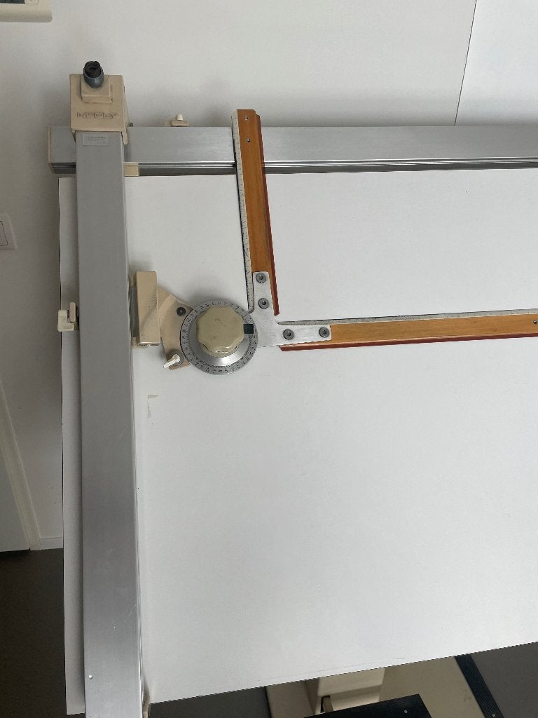 Tekentafel, Neolt, Doe-het-zelf en Verbouw, Tekentafels, Ophalen, Gebruikt, 130 tot 150 cm