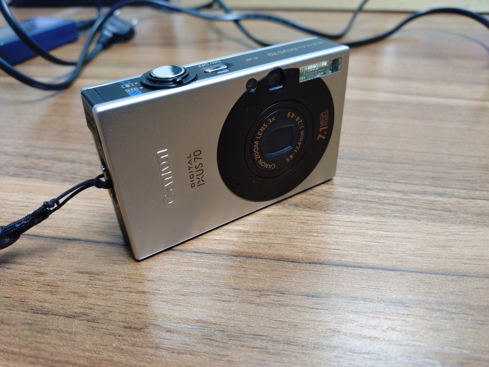 Canon IXUS 70, zilver, als nieuw, Audio, Tv en Foto, Fotocamera's Digitaal, Ophalen of Verzenden, Zo goed als nieuw, Compactcamera