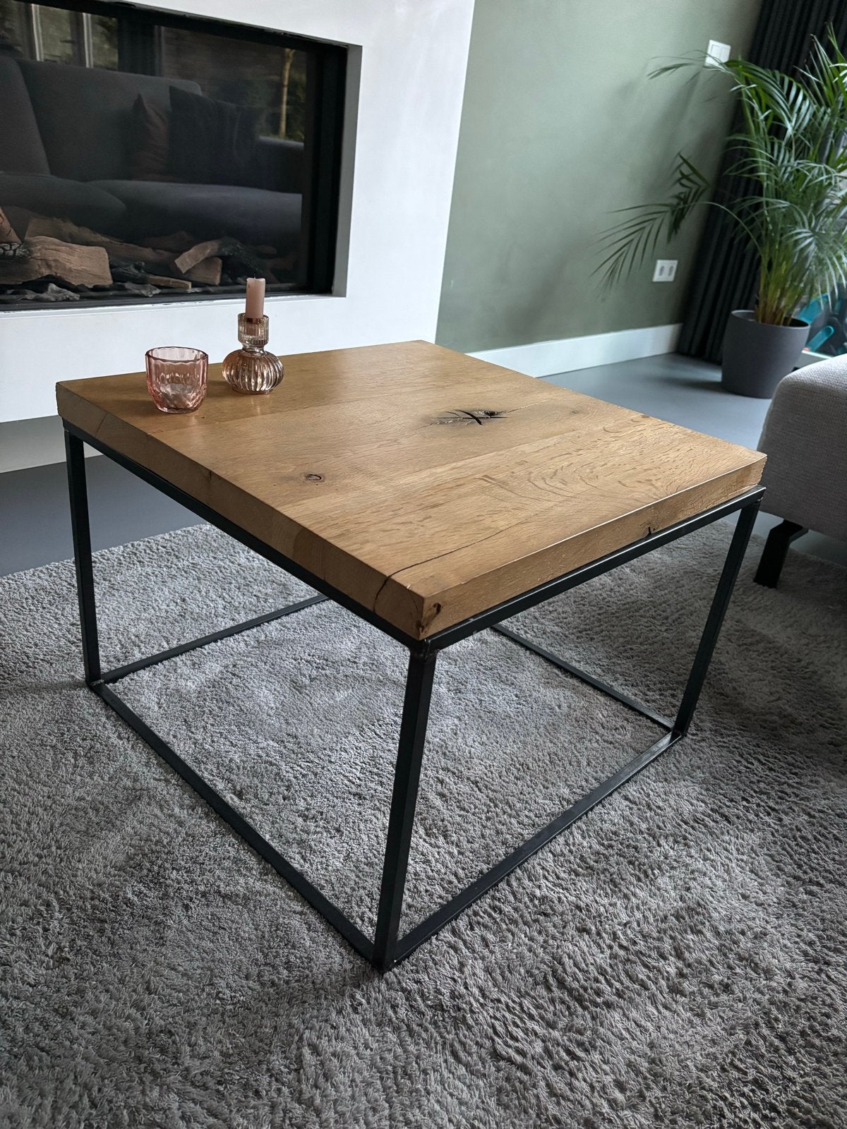 Salontafel van hout met metalen onderstel, Ophalen, Gebruikt, 100 tot 150 cm, Eikenhout