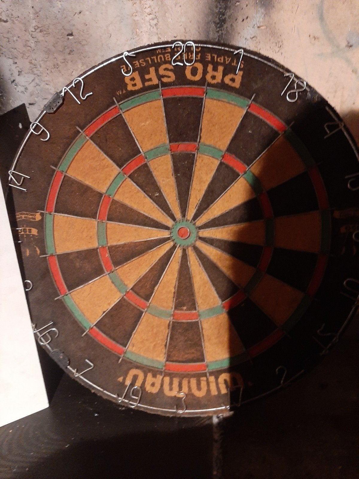 Winmau dartbord / inclusief scorebord, Sport en Fitness, Ophalen of Verzenden, Zo goed als nieuw, Dartbord