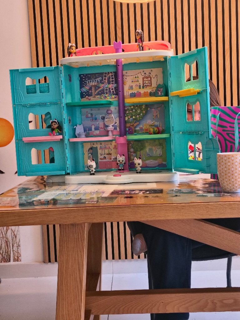 Gaby in de poppenhuis, Kinderen en Baby's, Ophalen, Zo goed als nieuw, Poppenhuis