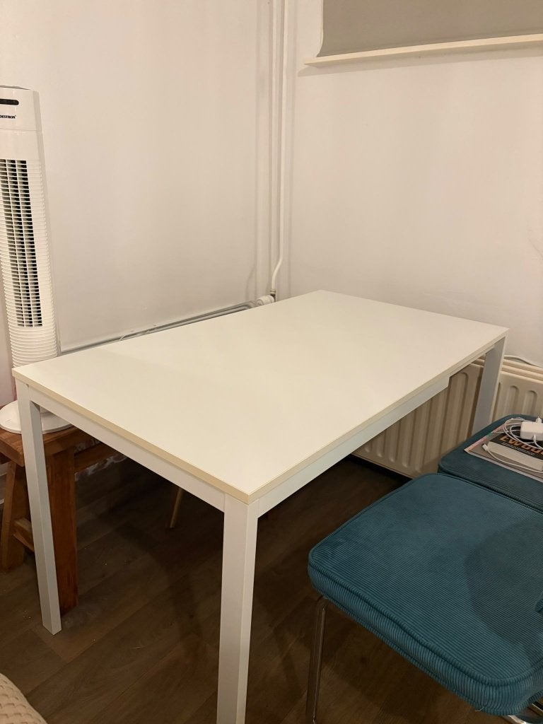 IKEA uitschuifbare eettafel wit - prima staat, 100 tot 150 cm, Zo goed als nieuw, Modern, Vier personen