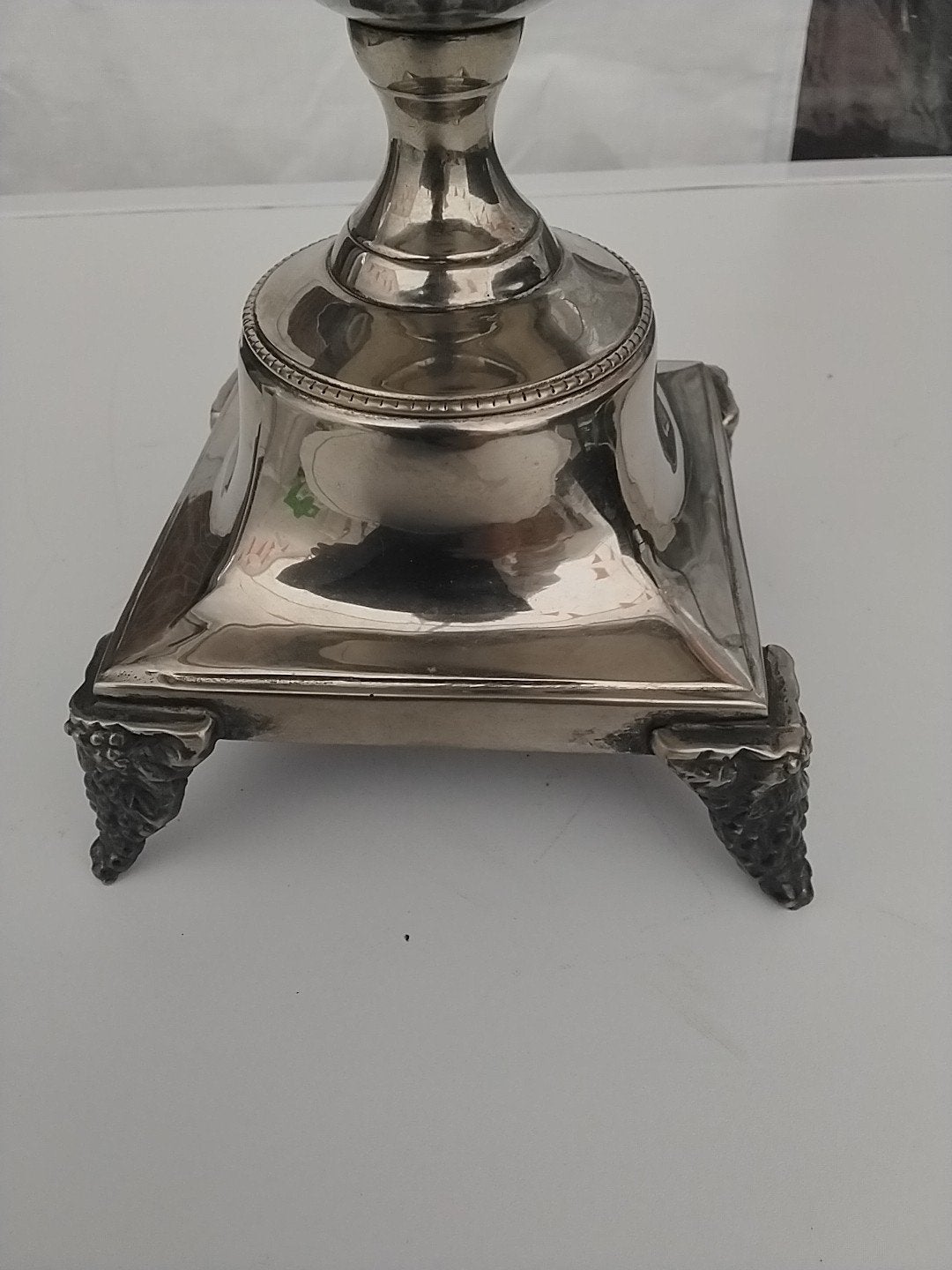 Antieke verzilverde fruitschaal met druivenmotief, Ophalen of Verzenden