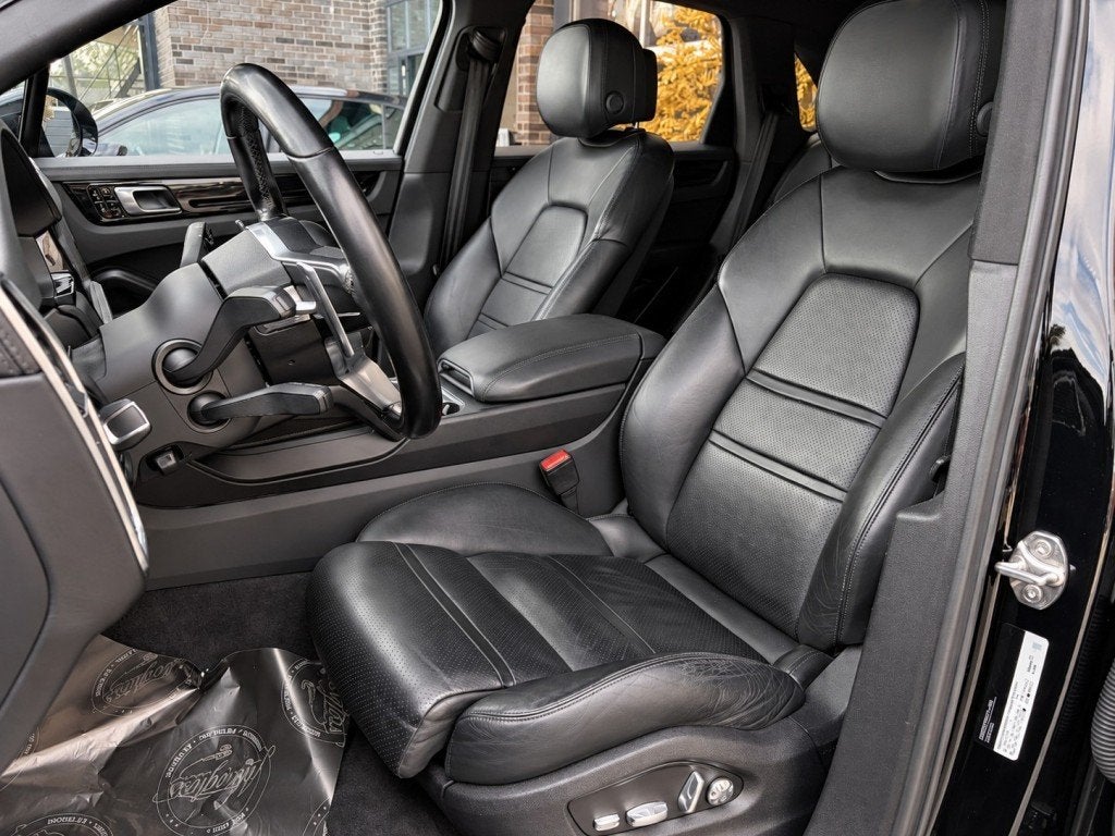 Porsche CAYENNE 3.0 E-HYBRID - ORG. NL. - TECHART - PANO - T, Auto's, Automaat, Cayenne, 14 kWh, Gebruikt