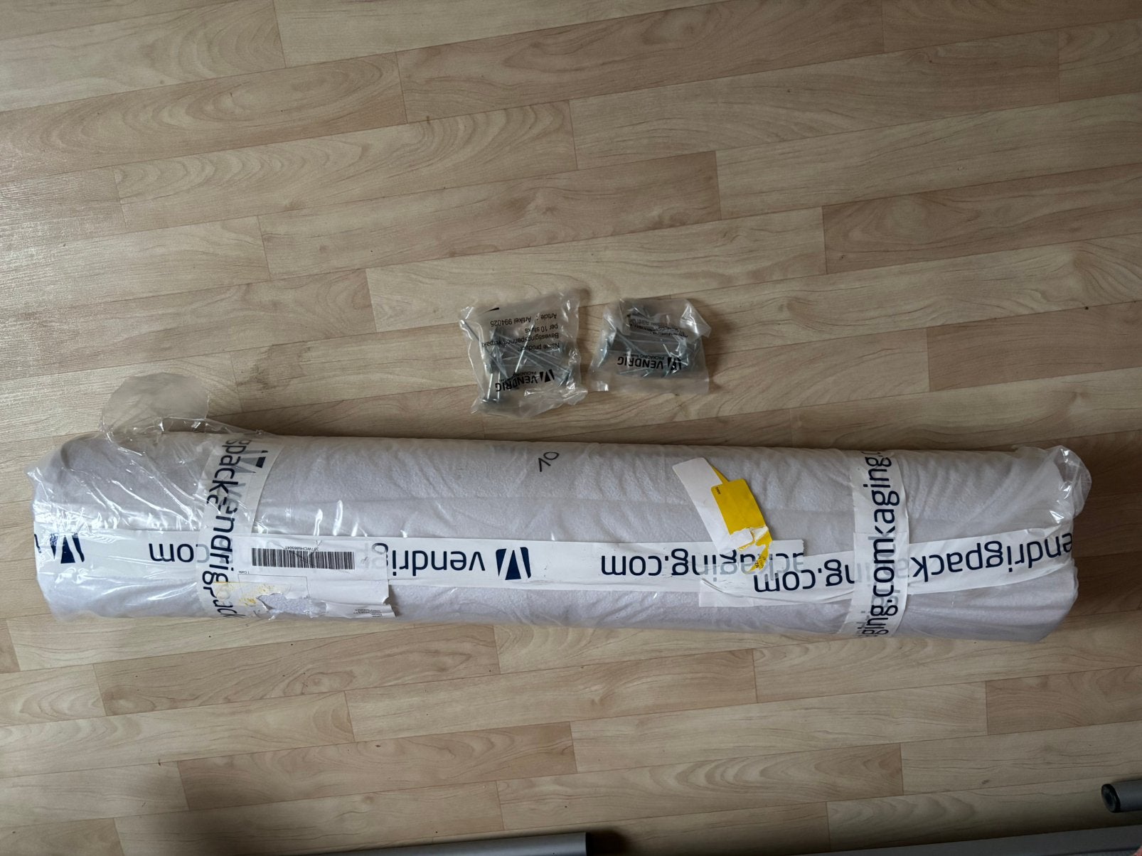NIEUW Witte loper voor bruiloft, 10 meter lang, Ophalen of Verzenden, Nieuw, Versiering, Geboorte of Huwelijk