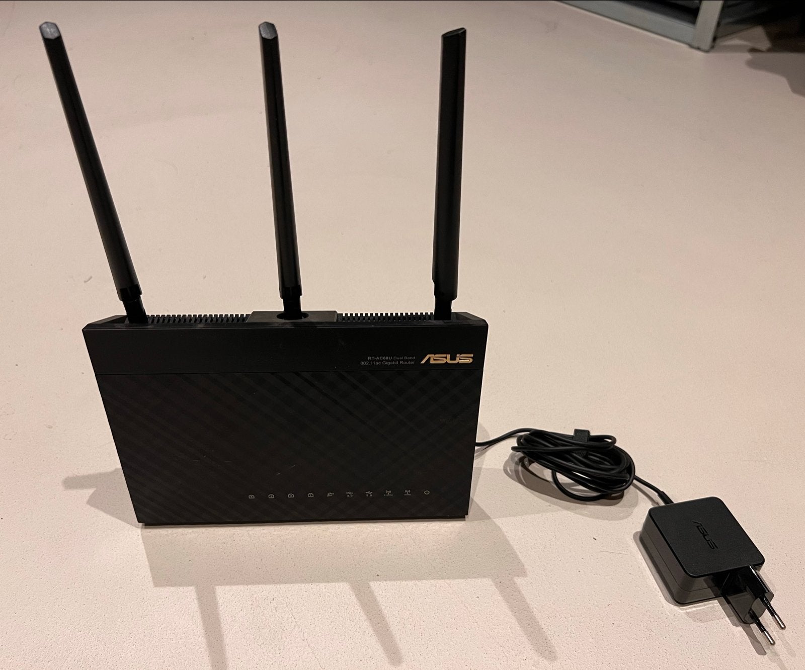 ASUS RT-AC68U Dual-Band Gigabit Router, Ophalen, Gebruikt, Router