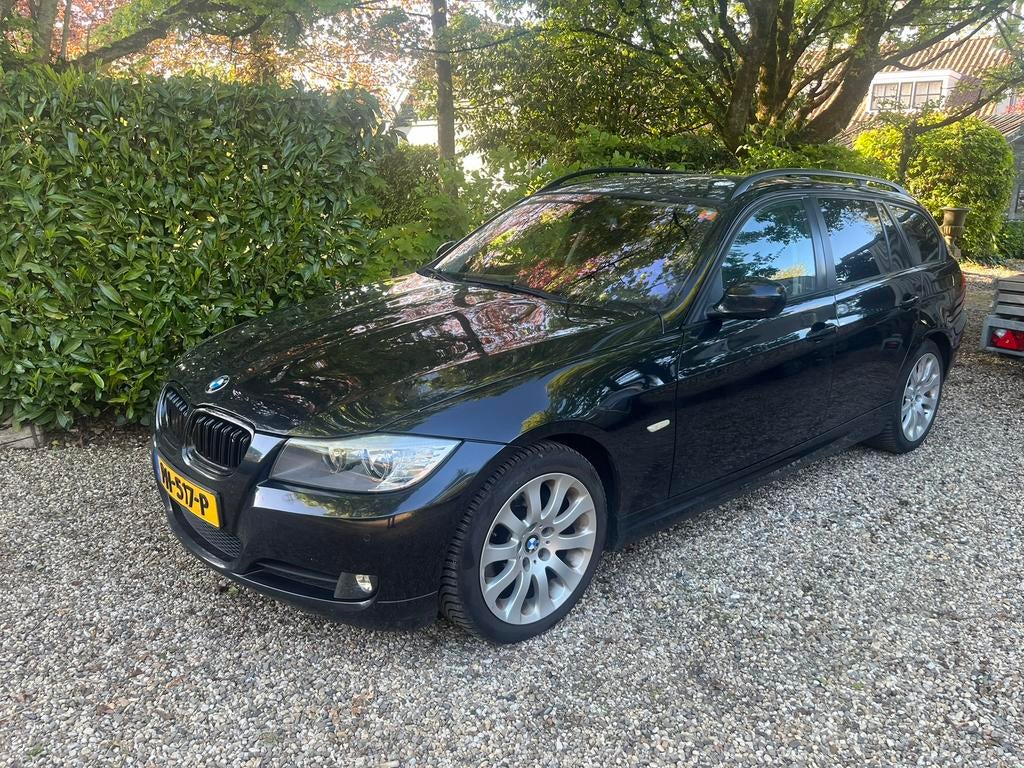 BMW 3-Serie 2.0 I 320 Touring AUT 2009 Zwart, Auto's, BMW, Automaat, Achterwielaandrijving, 1995 cc, Zwart