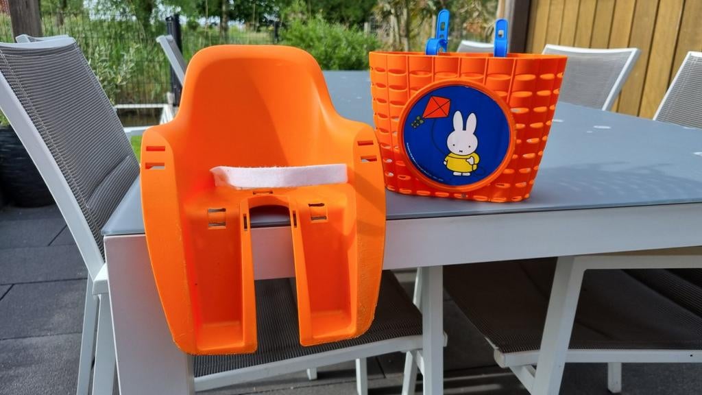 Nijntje mandje en kinderzitje voor kinderfiets, Ophalen, Gebruikt