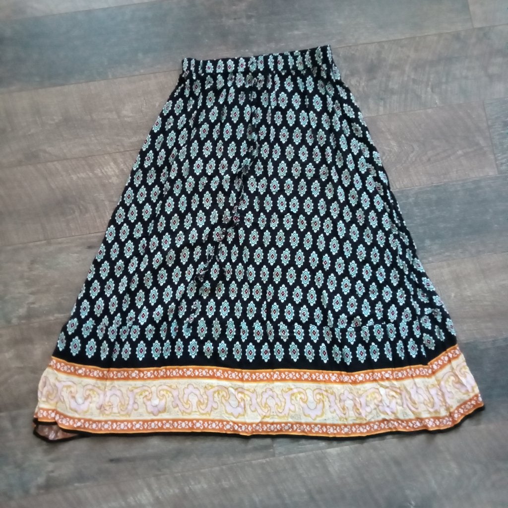 Nieuwe maxi rok Ibiza Boho stijl universele maat, Kleding | Dames, Rokken, Overige kleuren, Verzenden, Maat 42/44 (L), Nieuw