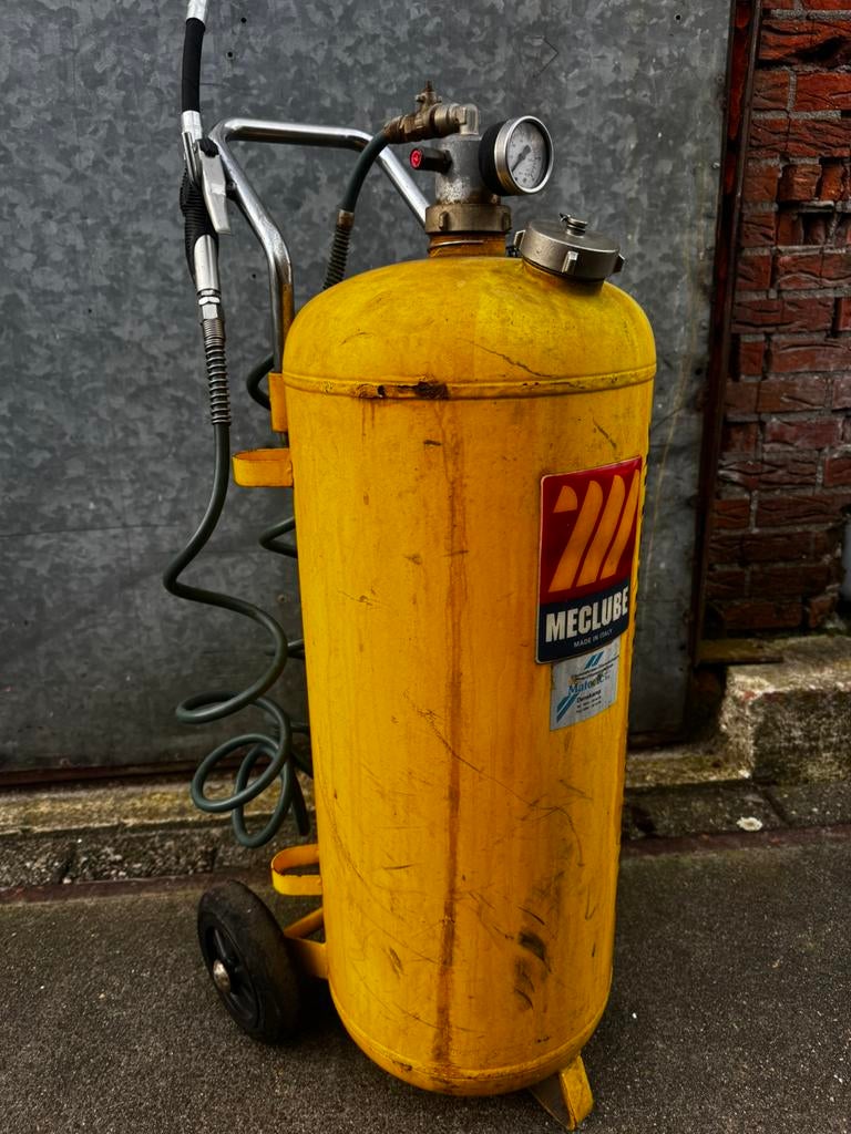 Meclube olie / benzine tank 50L op luchtdruk, Ophalen, Gebruikt