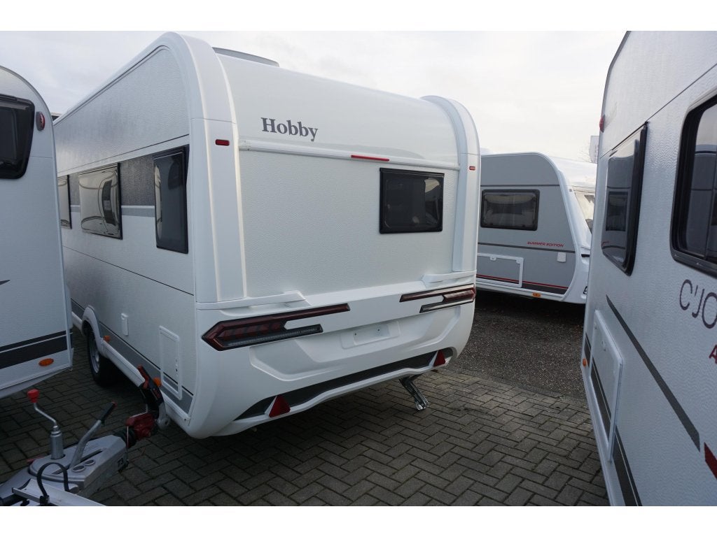 Hobby De Luxe 460 SFF Vloerverwarming ,douche., Standaardzit, Hobby, Reservewiel, Bedrijf