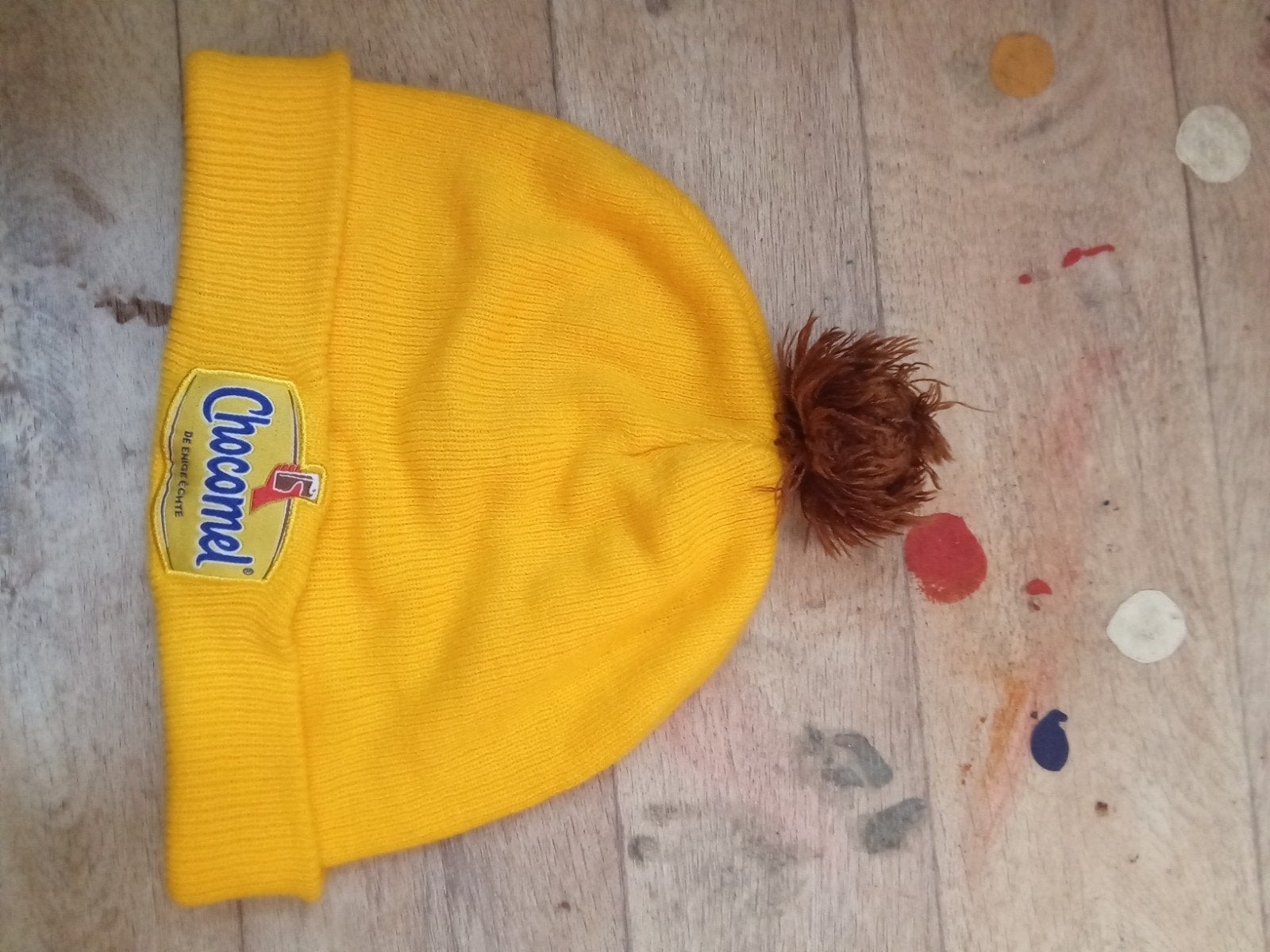 chocomel muts kleur geel bruin rood en blauw, Ophalen of Verzenden, Jongen of Meisje, Muts