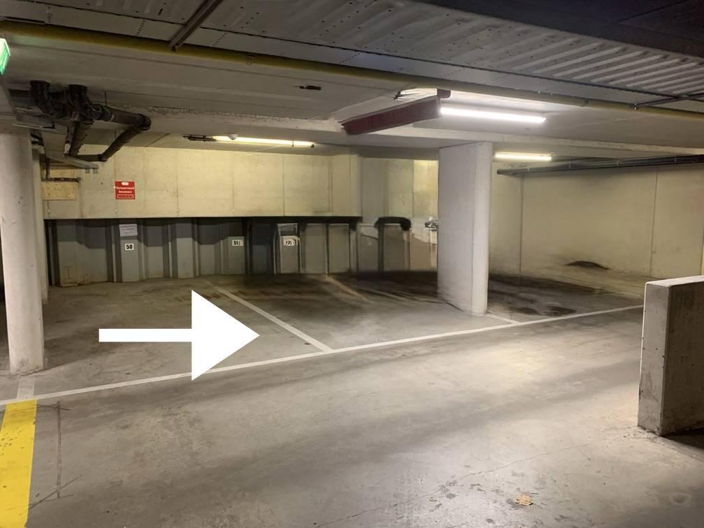 Parkeerplaats (elektrisch mogelijk) bij Wibautstraat te koop, Amsterdam