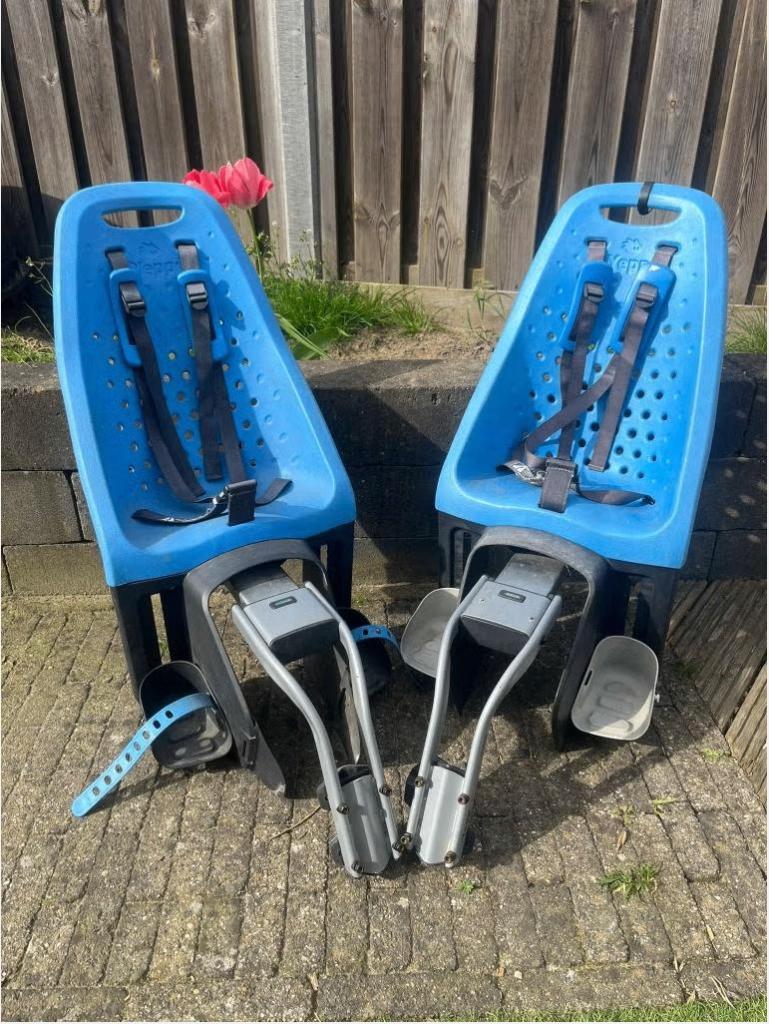 Yepp Maxi Fietsstoeltje Achterop Blauw 9-22kg, Fietsen en Brommers, Fietsaccessoires | Fietsstoeltjes, Ophalen, Achterzitje, 9 t/m 18 kg
