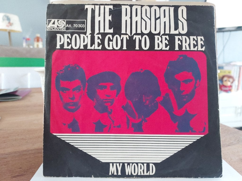 7" Single The Rascals - People Got To Be Free / My World, Gebruikt, 7 inch, Ophalen of Verzenden, Pop