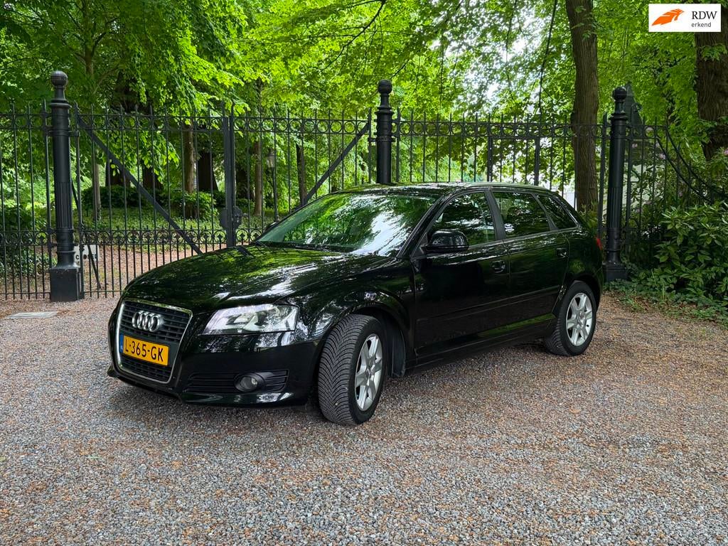 Audi A3 Sportback 1.4 TFSI Attraction Xenon Stoelverwarming, Auto's, Voorwielaandrijving, Euro 5, Gebruikt, 4 cilinders