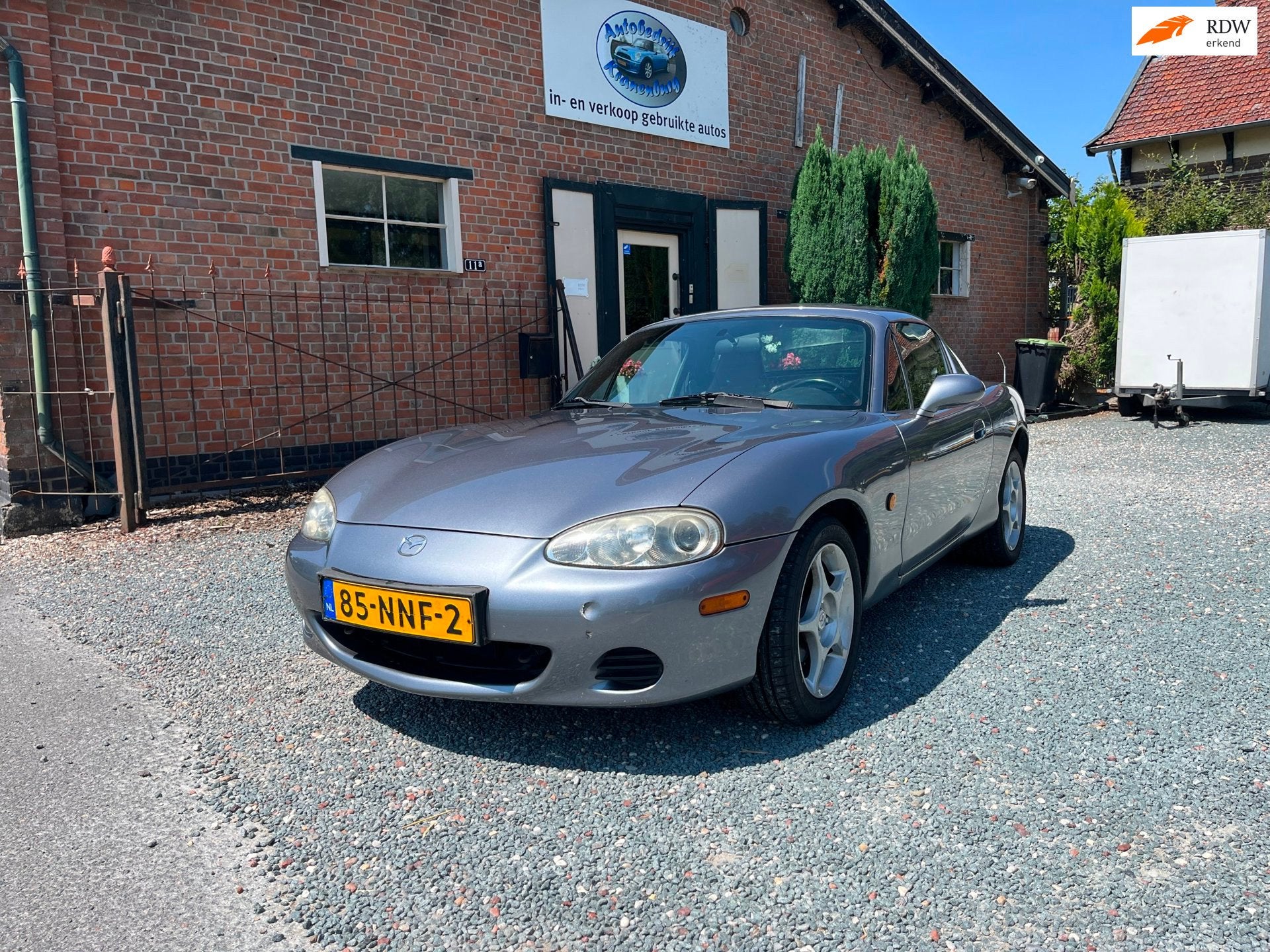 Mazda MX-5 1.6i Touring Nardi Torino ( Elektrische ramen + S, Achterwielaandrijving, 4 cilinders, Cabriolet, Handgeschakeld