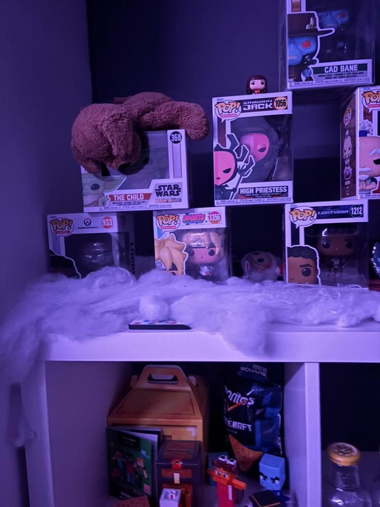 Diverse funko pops, Ophalen, Zo goed als nieuw, Poppenhuis