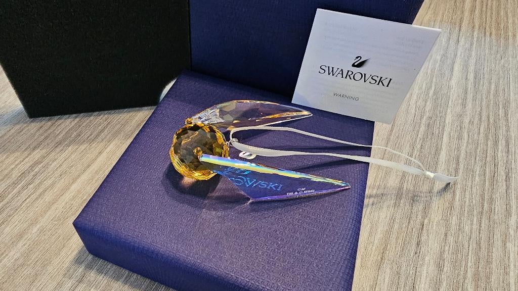 Swarovski Harry Potter Snitch! NIEUW!, Verzamelen, Swarovski, Ophalen of Verzenden, Nieuw, Figuurtje