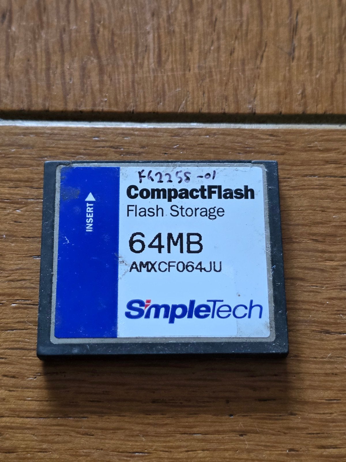 SimpleTech CompactFlash 64MB Flash Geheugenkaart, Gebruikt, Minder dan 2 GB, Ophalen of Verzenden, Fotocamera