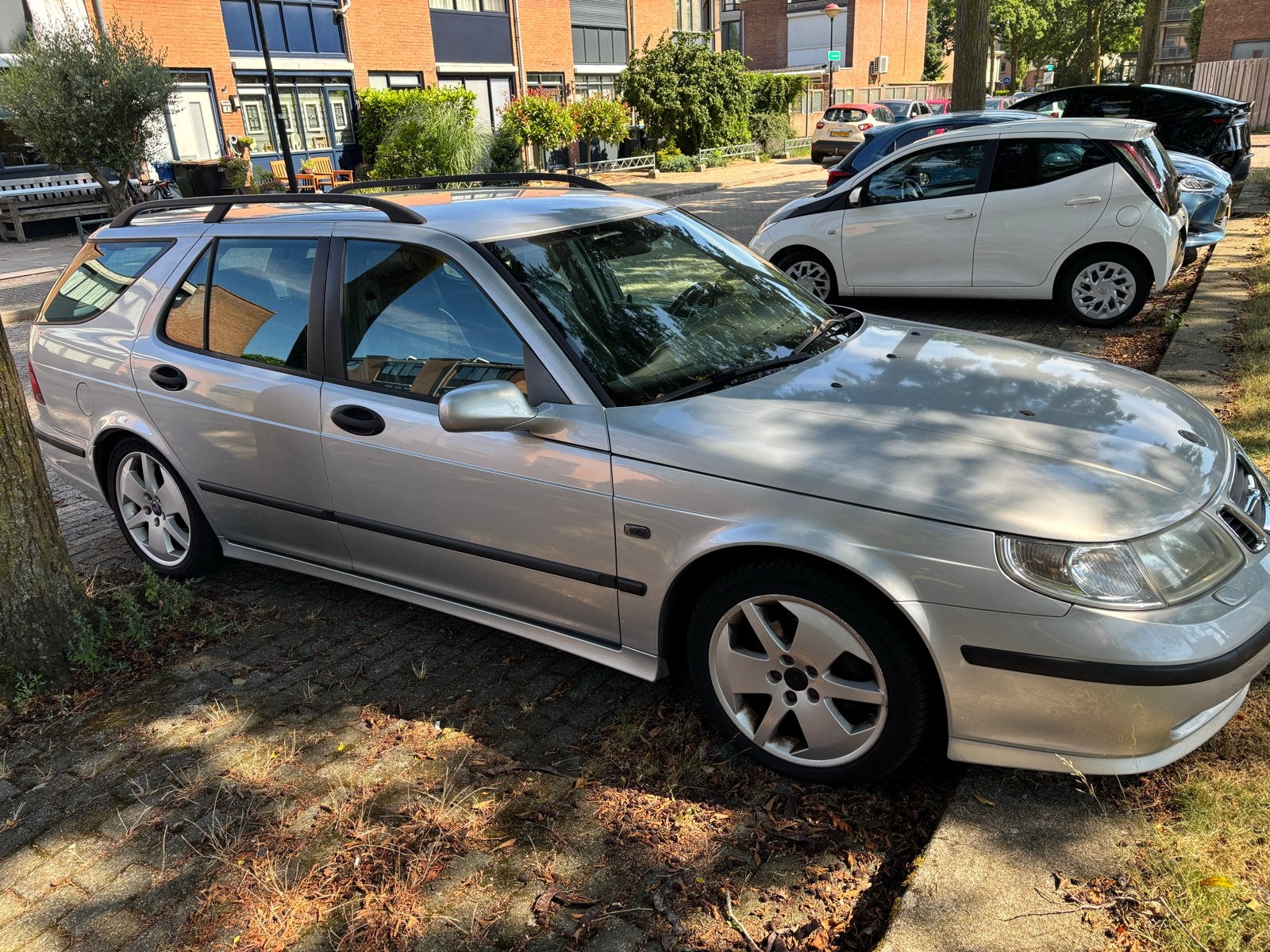 Saab 9-5 2.0 T Estate 2002 Grijs, Voorwielaandrijving, 1800 kg, Zwart, 4 cilinders