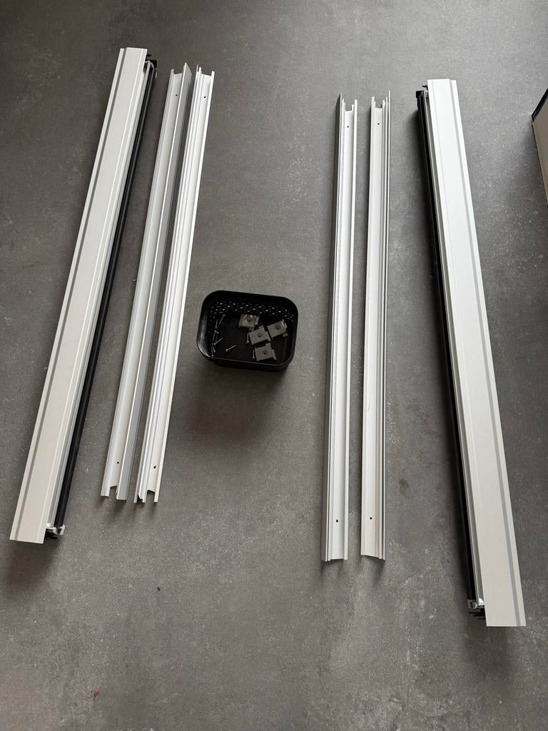 2x Dakraamrolgordijn geschikt voor Velux, Ophalen, Gebruikt, 100 tot 150 cm, 100 tot 150 cm