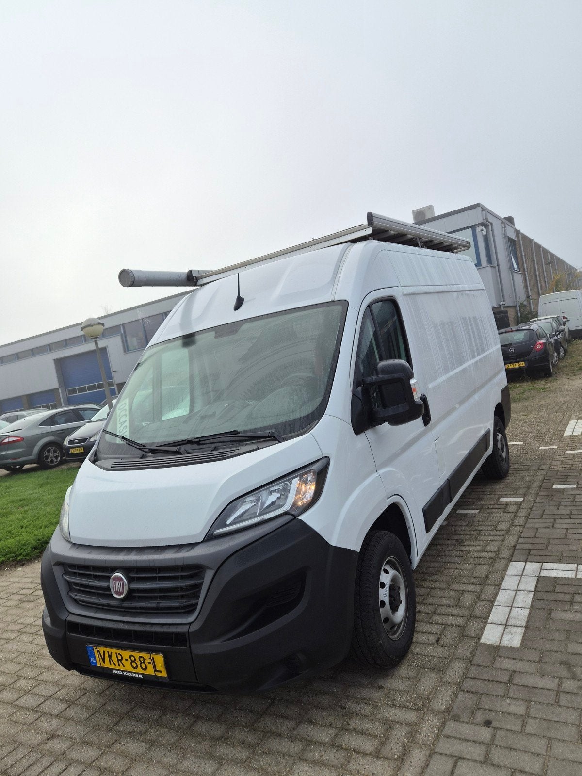 Fiat Ducato CC 3.3T 2.3 MJ 140pk L2h1 345 Aut 2021 Wit, Auto's, Wit, Bedrijf, Diesel, 1955 kg