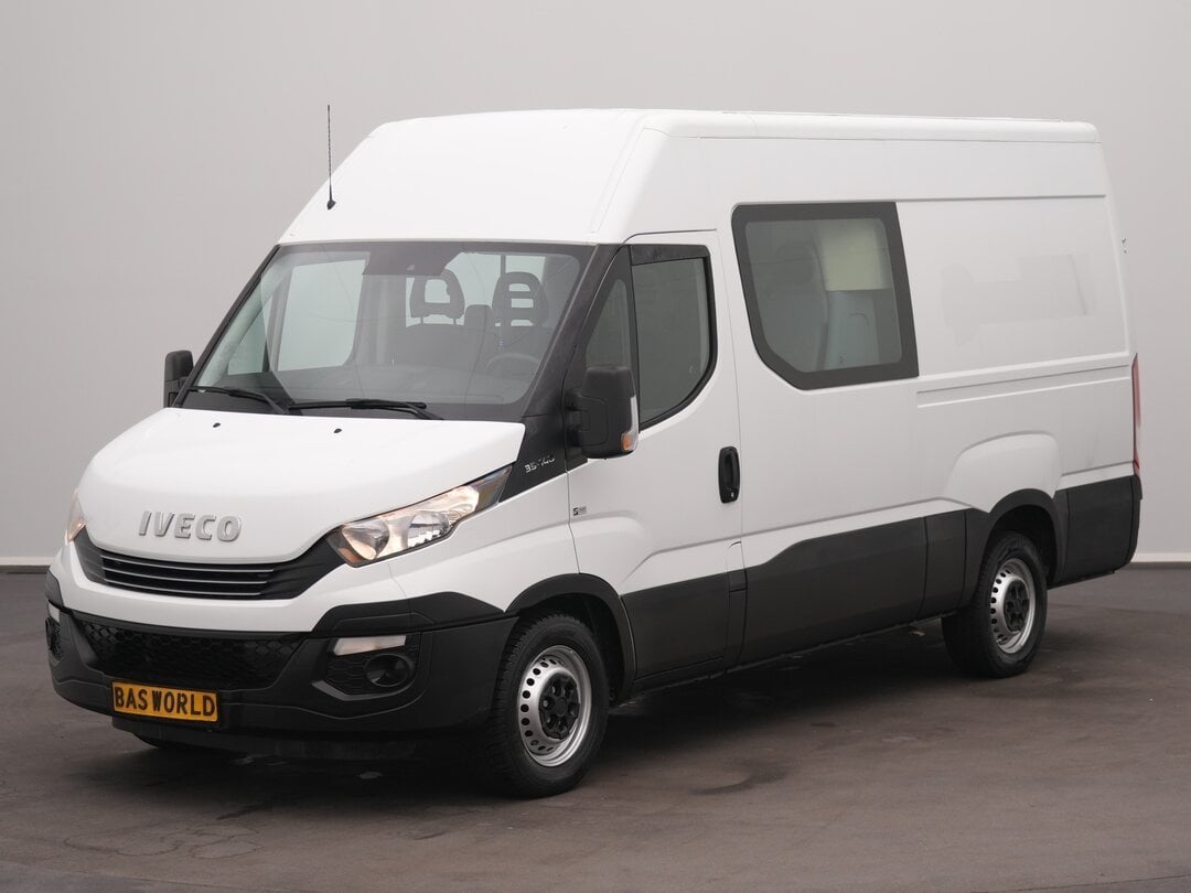 Iveco Daily 35S14 Gesloten bestelwagen Automaat L2H2 Dubbele, Automaat, Gebruikt, Euro 6, Iveco