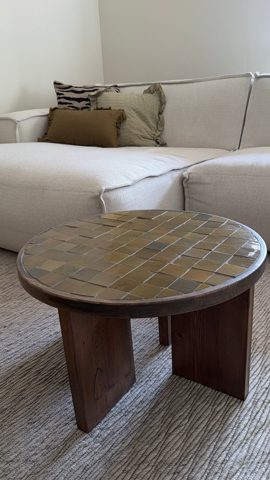 Ronde salontafel met handgemaakte zelliges, Huis en Inrichting, Ophalen, Overige materialen, Rond, Nieuw