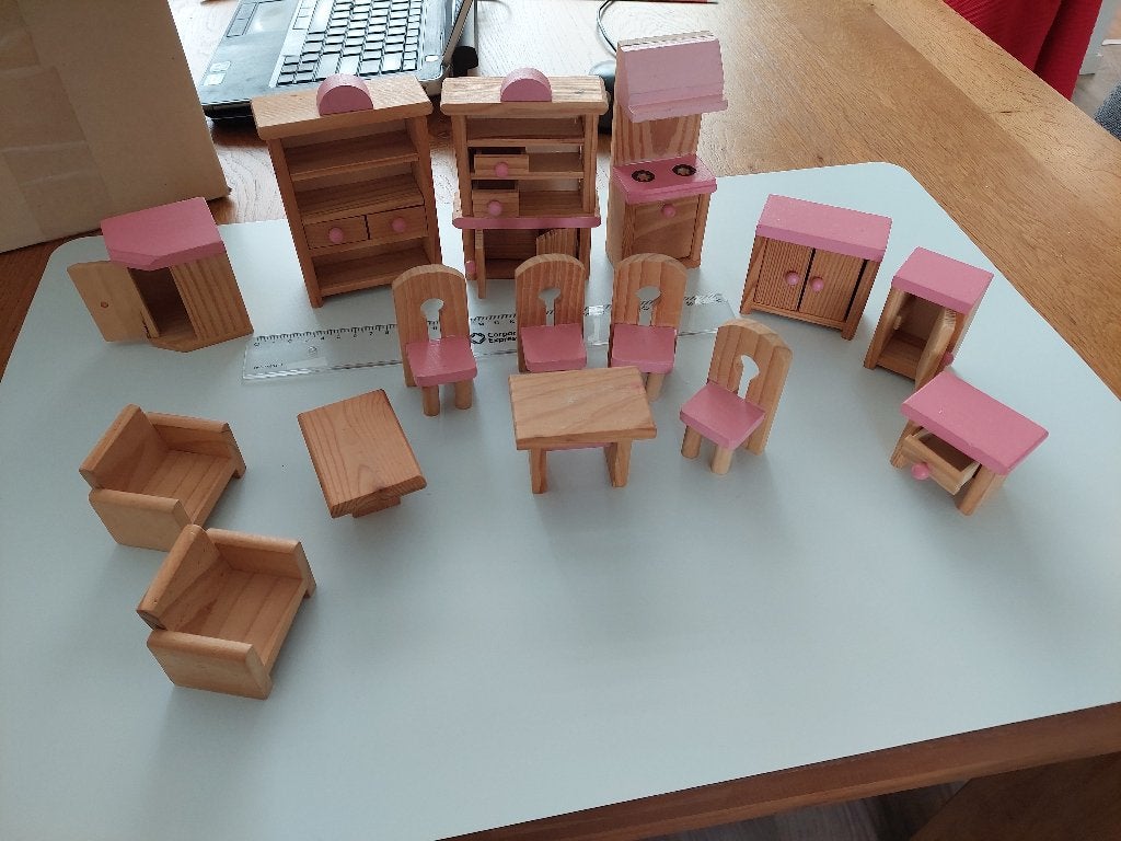 Nette poppenhuis meubeltjes, Verzamelen, Poppenhuizen en Toebehoren, Ophalen of Verzenden, Gebruikt, Poppenhuis