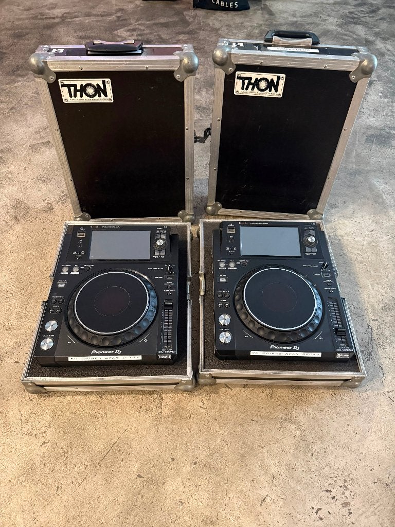 Pair of Pioneer DJ XDJ-1000Mk2 /w flightcases, Ophalen of Verzenden, Zo goed als nieuw, Dj-set, Pioneer