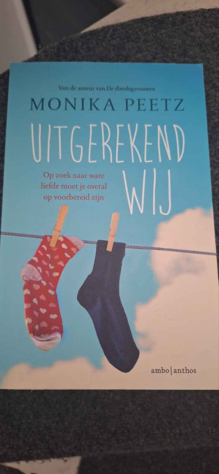 Monika Peetz - Uitgerekend wij, Ophalen of Verzenden, Zo goed als nieuw, Monika Peetz