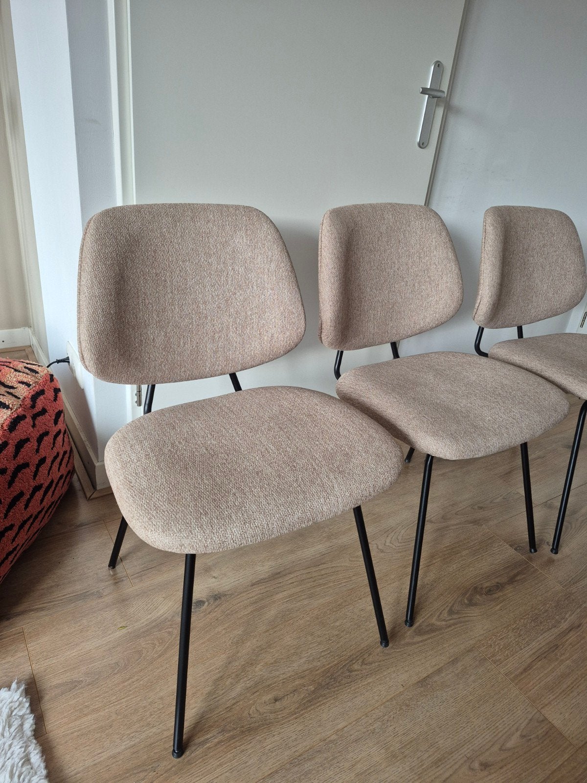 3x Nieuwe Eleonora Stoel Lynn Beige - Nog in verpakking!, Huis en Inrichting, Stoelen, Ophalen, Nieuw, Overige kleuren