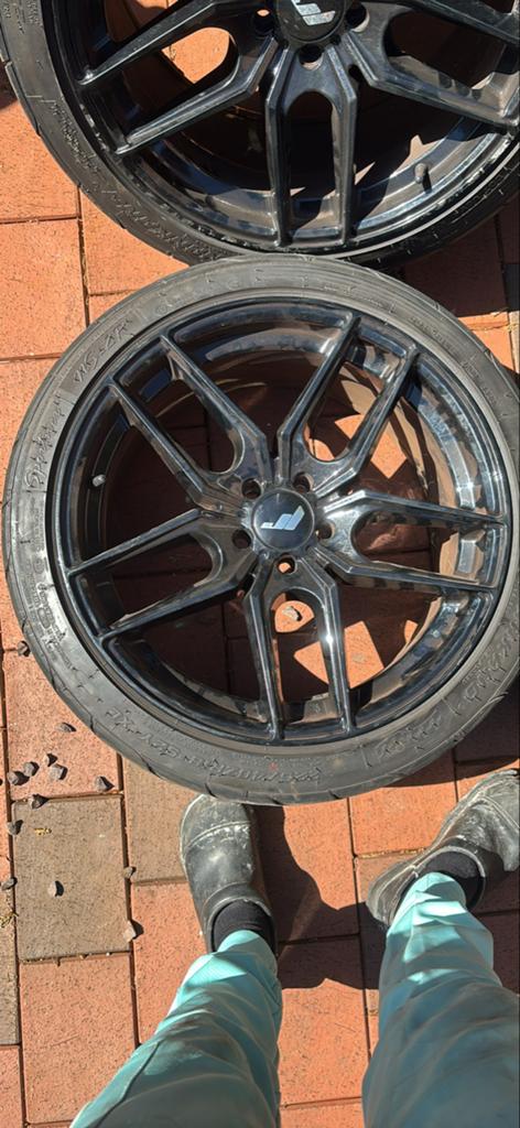 JR velgen met semi-slicks - Zo goed als nieuw!, 18 inch, Gebruikt, Banden en Velgen, Ophalen of Verzenden