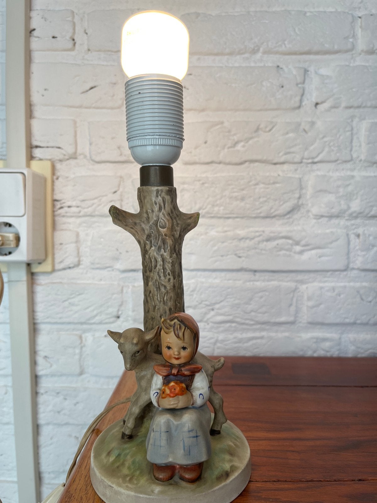 Vintage Hummel Meisje met Geit Lamp - Porselein, Ophalen