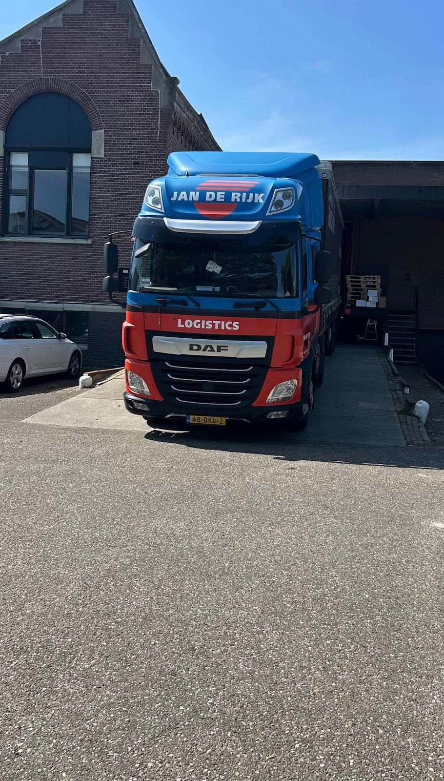Foto 2 van Opslagruimte TER OVERNAME 50m2 WADDINXVEEN