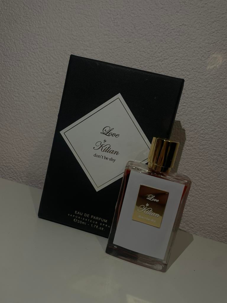 Love dont be shy by Kilian. 50ml, EAU DE PARFUM, Ophalen of Verzenden, Zo goed als nieuw, Parfumfles, Gevuld