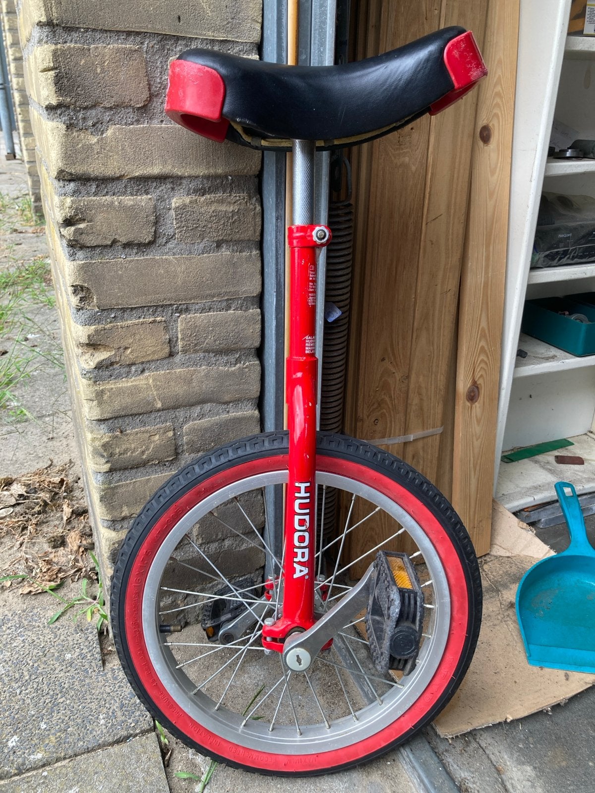 Hudora Eenwieler Balancer R16 - Rood, Fietsen en Brommers, Fietsen | Eenwielers, Ophalen of Verzenden, Gebruikt
