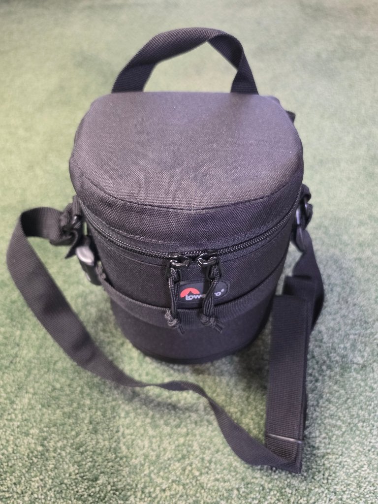 Lowepro lenscase 11 x 14, Audio, Tv en Foto, Lowepro, Ophalen of Verzenden, Zo goed als nieuw, Gevoerd