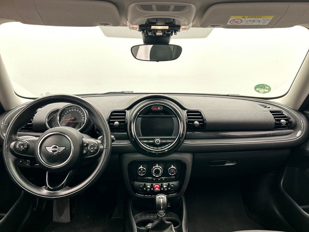 Mini Mini Clubman 1.5 One Business * Origineel Nederlands *, Auto's, Mini, Voorwielaandrijving, Gebruikt, Leder en Stof, Handgeschakeld