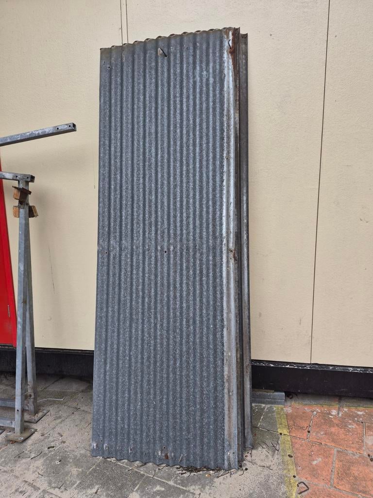 Metalen golfplaten, ca. 260 cm hoog, Ophalen of Verzenden, Gebruikt, IJzer