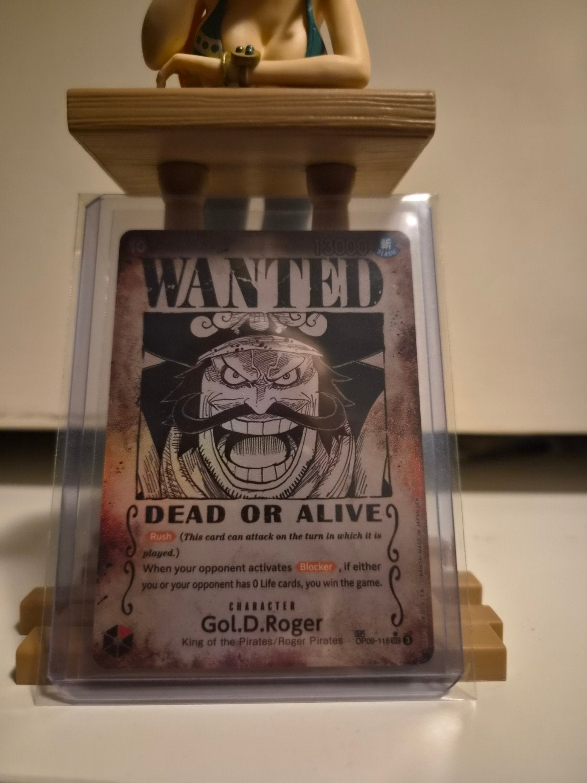 One Piece TCG OP09 Gol D. Roger Wanted Card, Ophalen of Verzenden, Zo goed als nieuw
