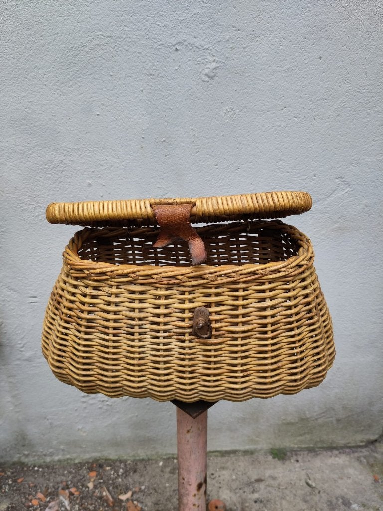 vooroorlogse fietstas, Ophalen