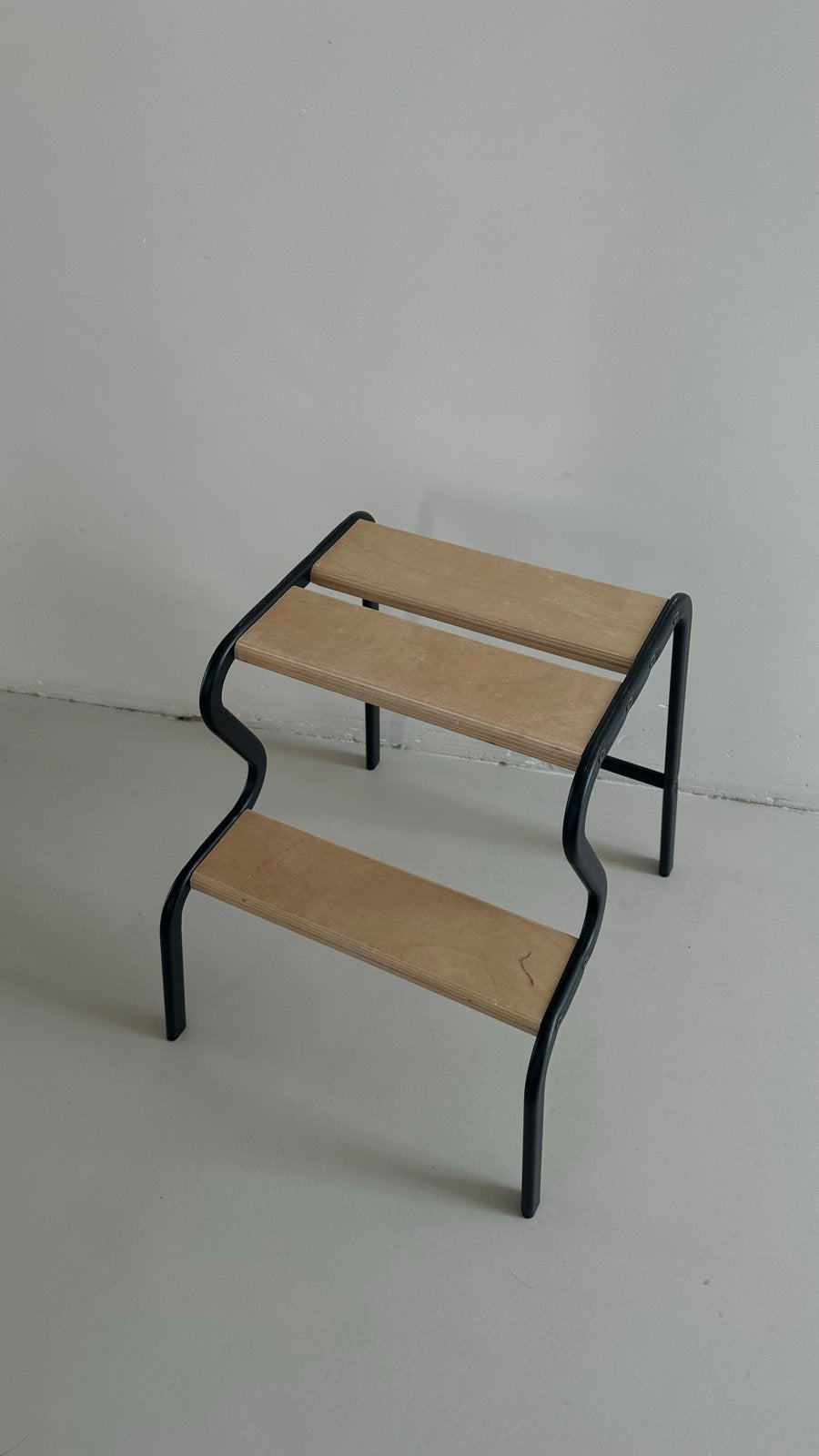 IKEA Grubban opstap/steptool van hout en metaal, Huis en Inrichting, Ophalen, Zo goed als nieuw, Hout