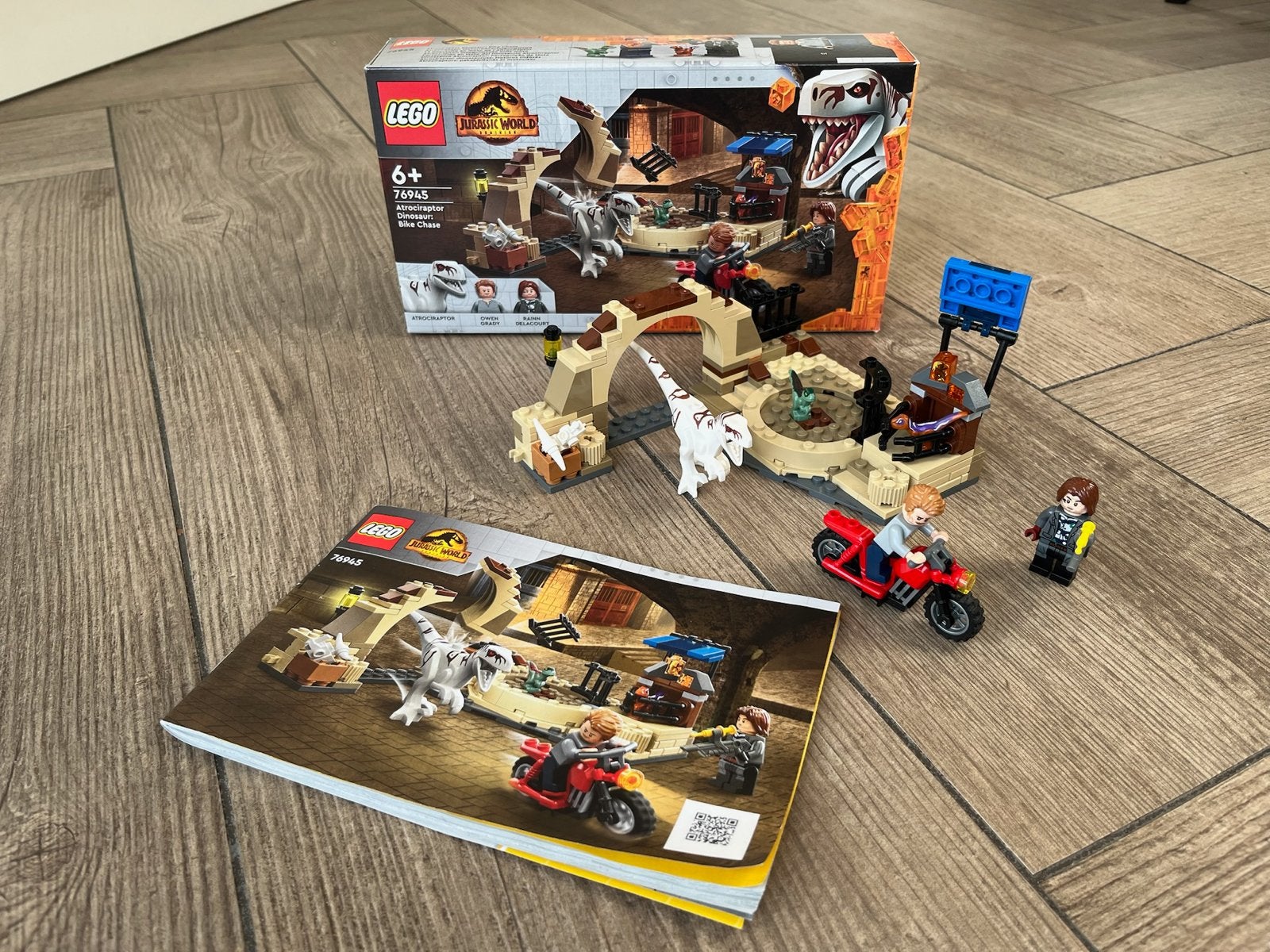 LEGO Jurassic World 76945 Atrociraptor motor achtervolging, Kinderen en Baby's, Speelgoed | Duplo en Lego, Jurassic World, Lego