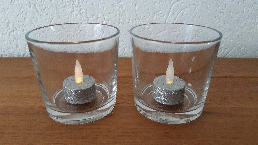 2 glazen waxinehouders, Huis en Inrichting, Woonaccessoires | Kandelaars en Kaarsen, Ophalen, Zo goed als nieuw, Glas, Waxinelichthouder