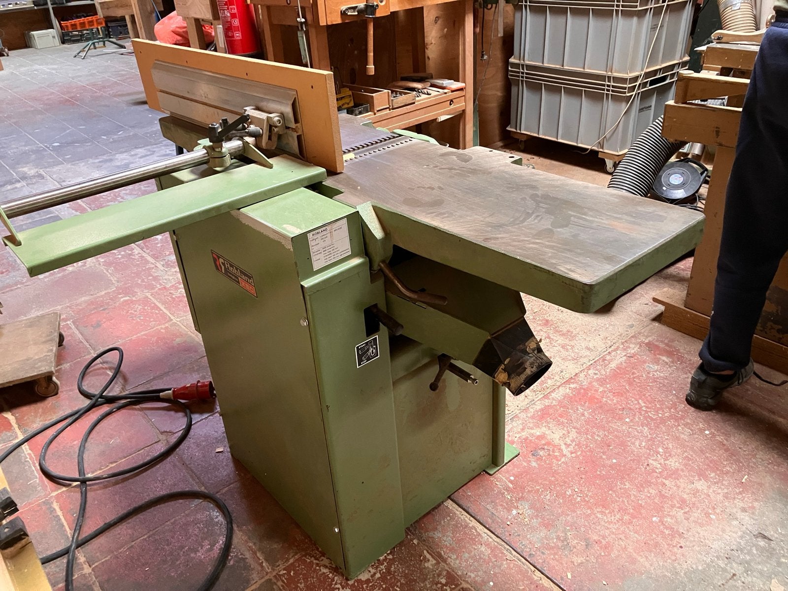 Robland XSD 310 Vlak- en Vandiktebank, Ophalen