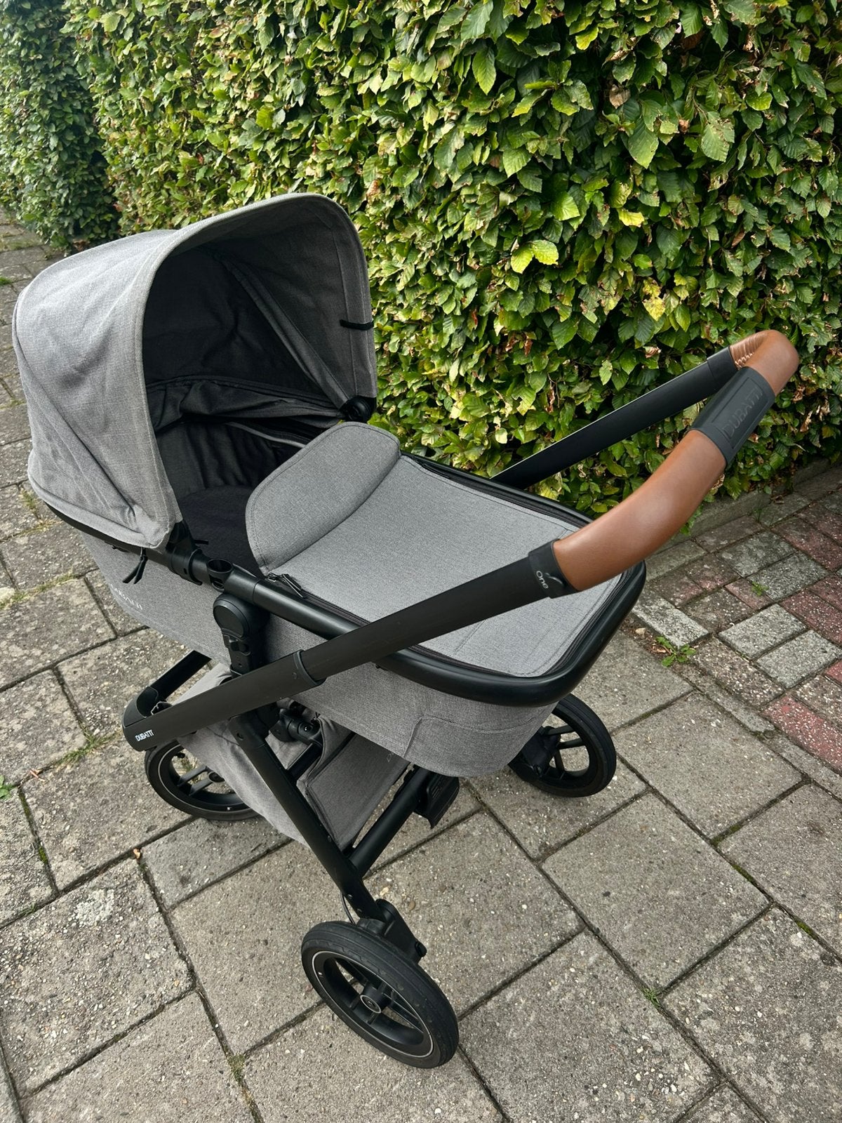 Dubatti One E5 3 in 1, grijs, Verstelbare duwstang, Zo goed als nieuw, Ophalen, Kinderwagen